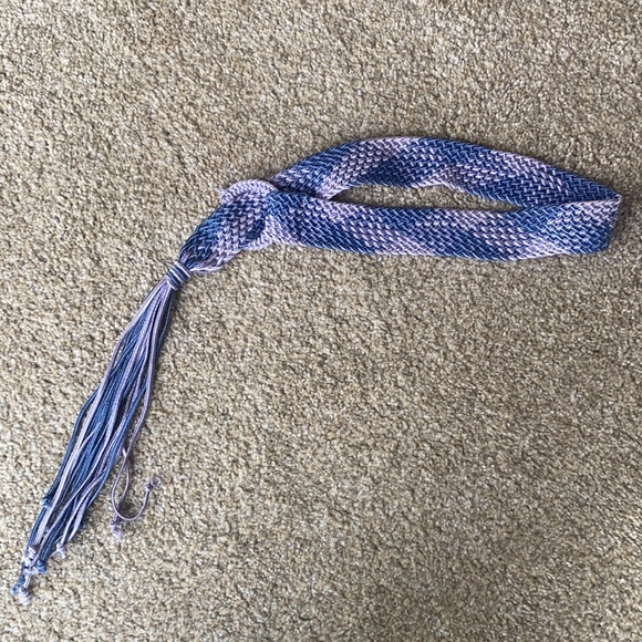 Girl’s Chorded Belt size 7 with tassel - Picture 3 of 12